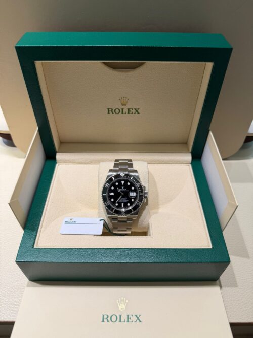 Rolex Submariner Date