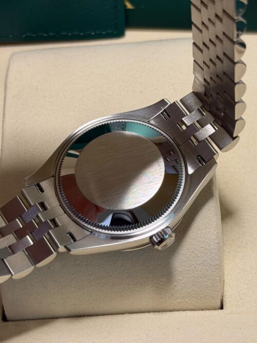 Foto 11 Rolex Datejust 31 mm mint green dial new 2026 FULL SET