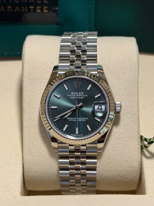 Foto Rolex Datejust 31 mm mint green dial new 2026 FULL SET